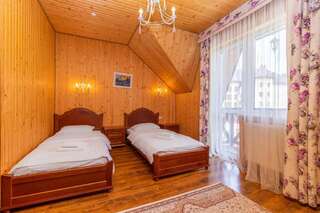 Отель Hotel Pid Strihoju Буковель Стандартный двухместный номер с 2 отдельными кроватями-6
